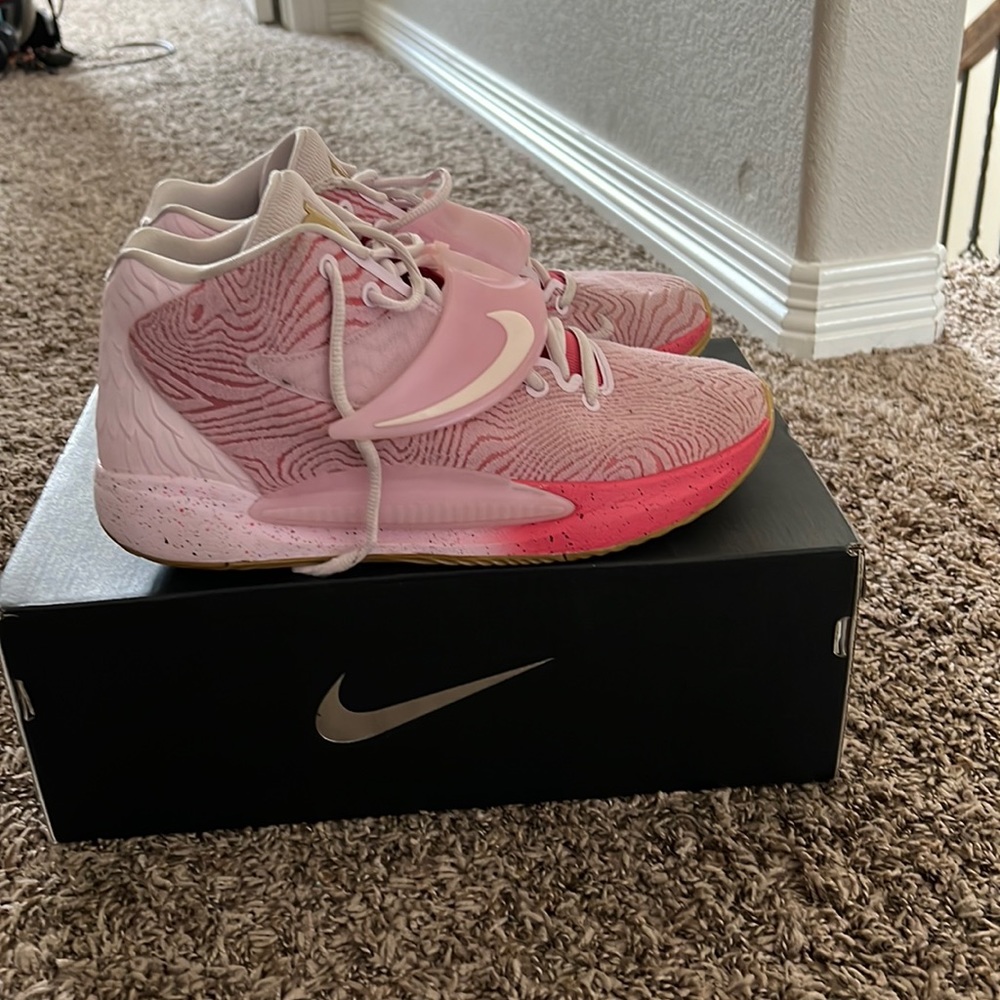 KD14 Aunt Pearls